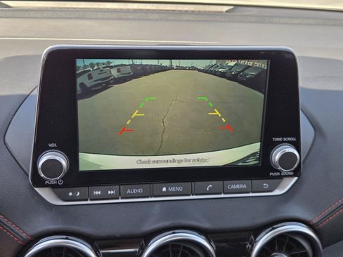Used 2025 Nissan Sentra SR FWD image 8