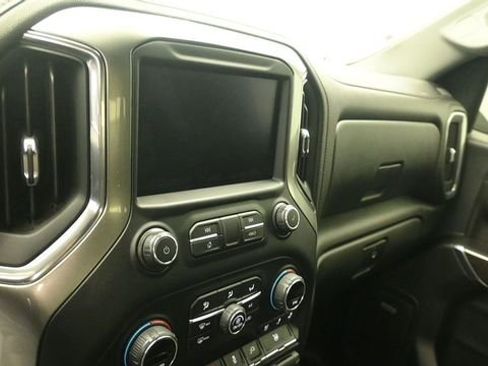 Used 2021 Chevrolet Silverado 1500 LTZ w/ Technology Package AWD/4WD image 17
