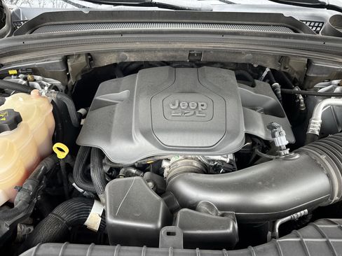 Certified 2022 Jeep Grand Cherokee Summit image 35