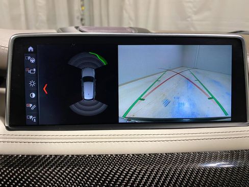 Used 2018 BMW X5 M image 15