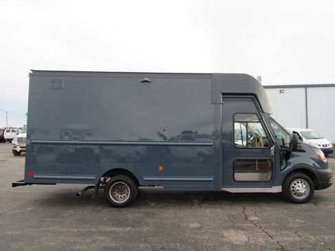 Used 2021 Ford Transit 350 DRW image 4