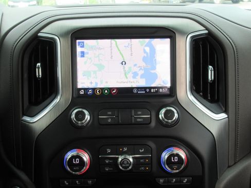 Used 2021 GMC Sierra 1500 Denali w/ Denali Ultimate Package AWD/4WD image 15