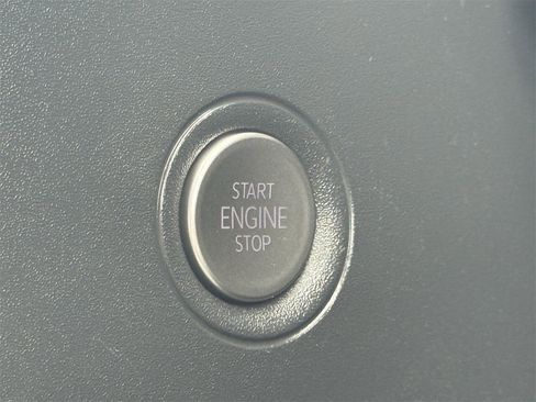 Used 2021 Volkswagen ID.4 Pro S w/ Gradient Package image 22