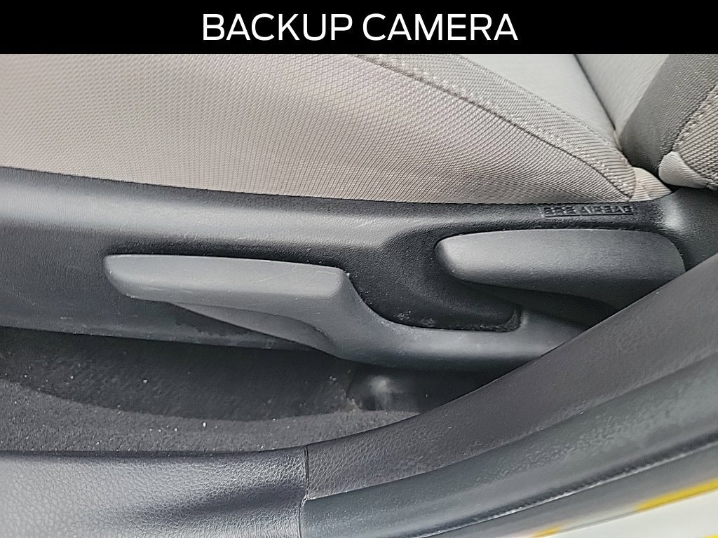 Used 2019 Toyota Corolla LE FWD image 17