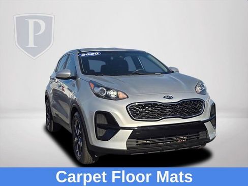 Used 2020 Kia Sportage LX image 11