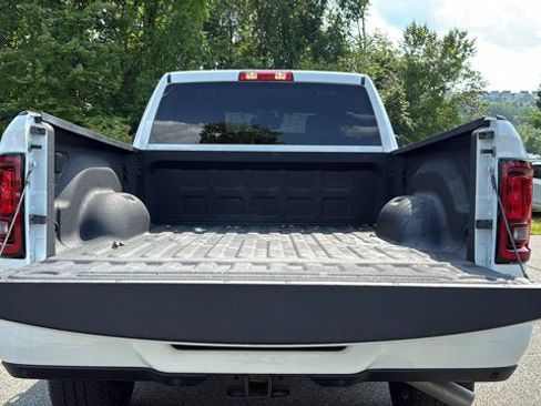Used 2025 RAM 2500 Big Horn AWD/4WD image 28