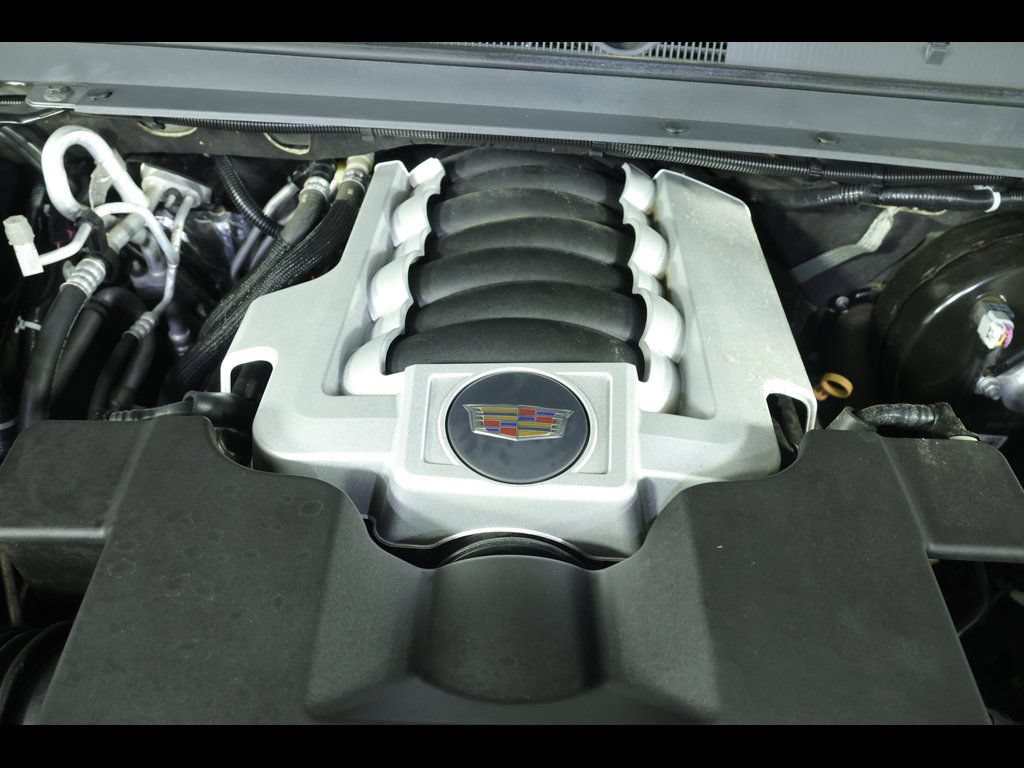 Used 2020 Cadillac Escalade Luxury AWD/4WD image 25