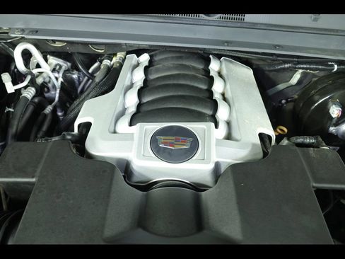 Used 2020 Cadillac Escalade Luxury AWD/4WD image 25