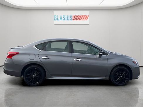 Used 2018 Nissan Sentra SR w/ SR Midnight Edition Package image 2