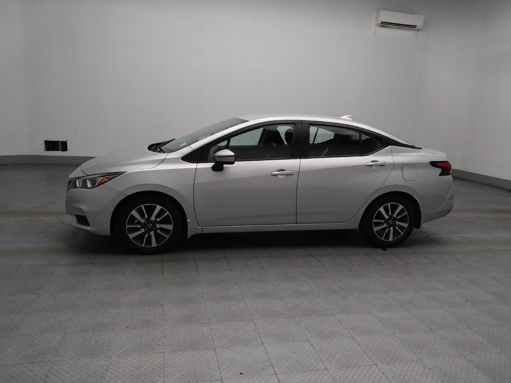 Used 2021 Nissan Versa SV FWD image 2