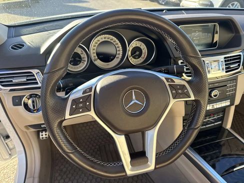 Used 2016 Mercedes-Benz E 350 Sedan image 22