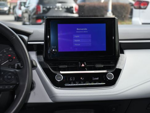 Used 2024 Toyota Corolla SE image 15