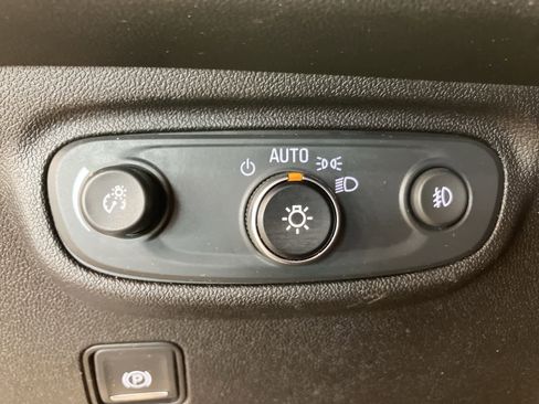 Used 2019 GMC Terrain Denali w/ Driver Alert Package II image 18