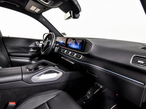 Certified 2025 Mercedes-Benz GLE 450e 4MATIC image 29