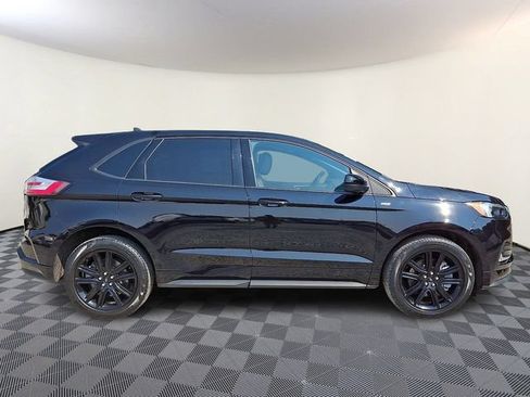 Certified 2024 Ford Edge ST-Line AWD/4WD image 8