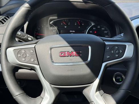 Used 2024 GMC Terrain SLT w/ Infotainment Package II AWD/4WD image 27