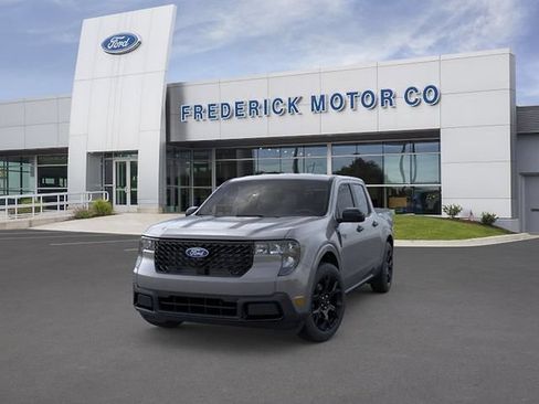 New 2026 Ford Maverick XLT w/ XLT Luxury Package AWD/4WD image 2