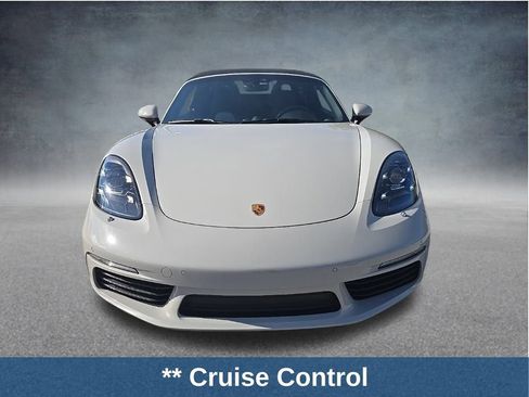 Used 2022 Porsche 718 Boxster S w/ Premium Package image 11