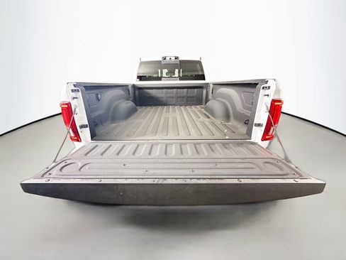 Used 2025 RAM 2500 Laramie image 25