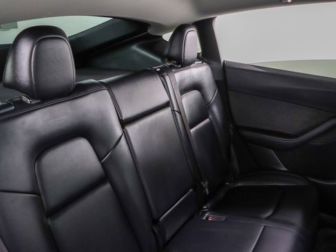 Used 2023 Tesla Model Y Performance AWD/4WD image 26