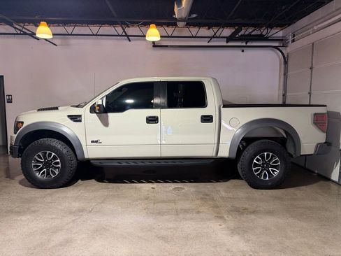 Used 2014 Ford F150 Raptor w/ Equipment Group 801A Luxury AWD/4WD image 2