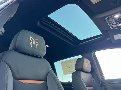 New 2026 GMC Sierra 1500 AT4 w/ AT4 Premium Package image 15