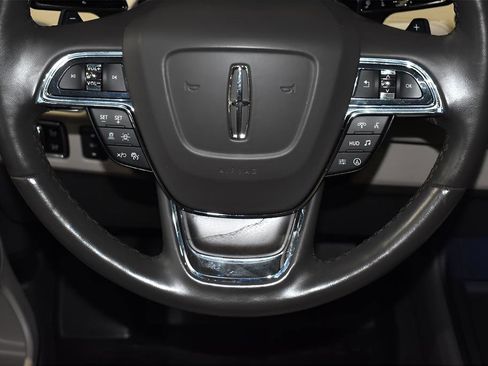 Used 2023 Lincoln Navigator L Reserve w/ Equipment Group 201A image 20