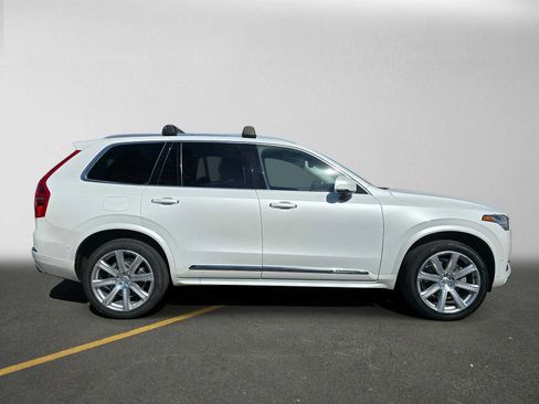 Used 2019 Volvo XC90 T6 Inscription w/ Luxury Package AWD/4WD image 2