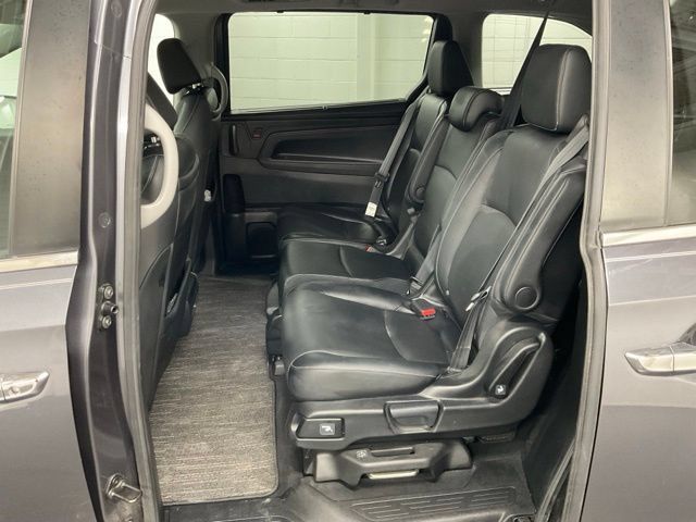 Certified 2024 Honda Odyssey Touring image 13