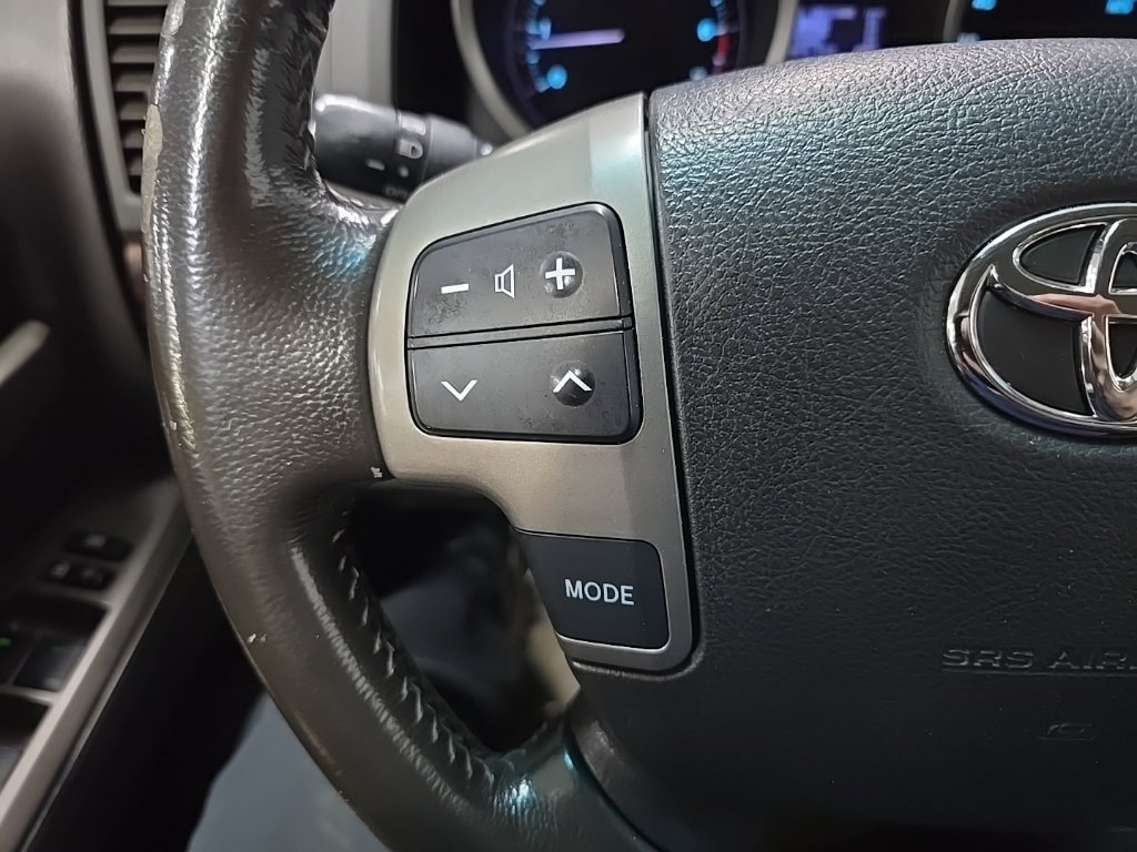 Used 2008 Toyota Land Cruiser w/ Upgrade Pkg AWD/4WD image 20