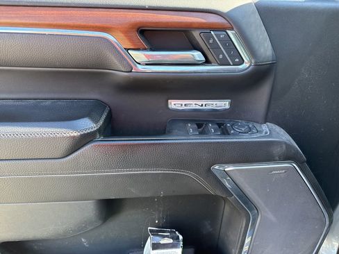 Used 2023 GMC Sierra 1500 Denali w/ Technology Package image 14