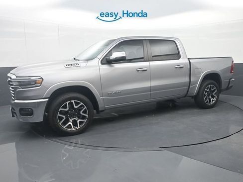 Used 2025 RAM 1500 Laramie AWD/4WD image 4