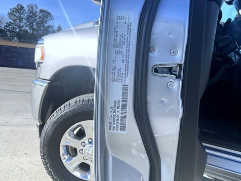 Used 2024 RAM 2500 Big Horn image 25