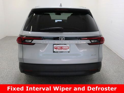 Used 2025 Toyota Grand Highlander FWD image 8
