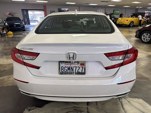 Used 2018 Honda Accord LX image 6