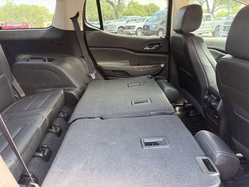 Used 2023 GMC Acadia Denali FWD image 18