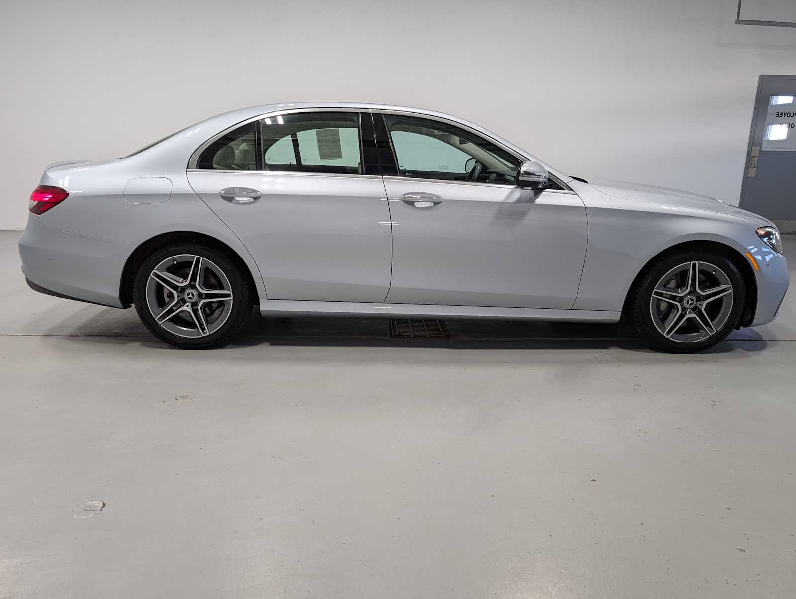 Certified 2022 Mercedes-Benz E 350 4MATIC Sedan image 7