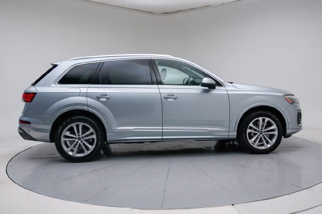 Used 2025 Audi Q7 3.0T Premium Plus AWD/4WD image 6