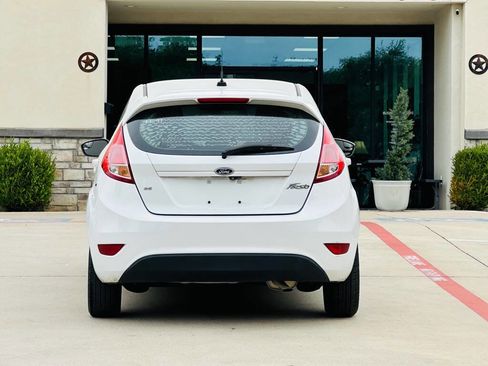 Used 2019 Ford Fiesta SE FWD image 7