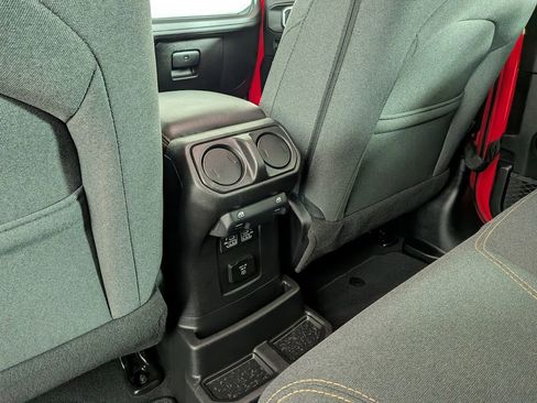 Certified 2025 Jeep Wrangler Unlimited Sahara image 36