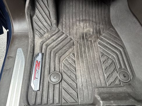 Used 2021 Chevrolet Silverado 3500 LTZ w/ LTZ Premium Package image 17