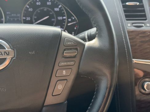 Used 2017 Nissan Armada Platinum w/ Interior Lighting Package RWD image 13