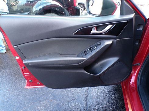 Used 2014 MAZDA MAZDA3 i Sport image 20