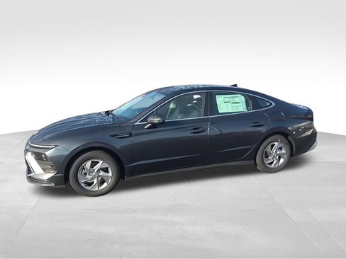 New 2026 Hyundai Sonata SE FWD image 5