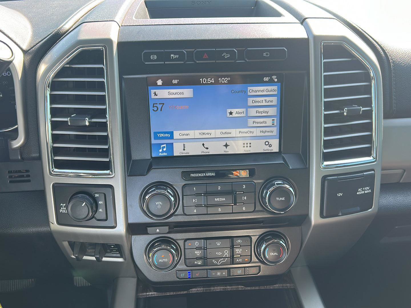 Used 2017 Ford F250 Lariat w/ Lariat Value Package AWD/4WD image 8