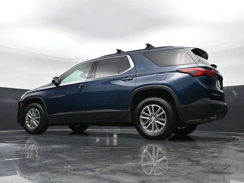 Used 2023 Chevrolet Traverse LT AWD/4WD image 45