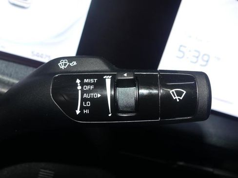Used 2024 Kia EV6 Wind image 36