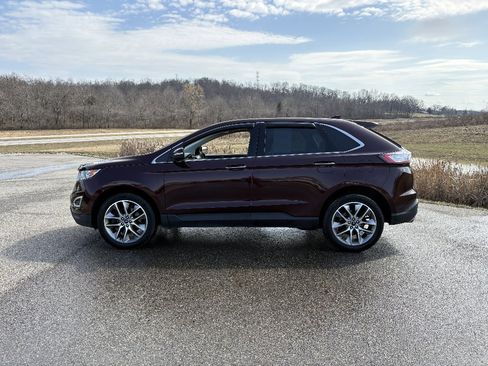 Used 2018 Ford Edge Titanium w/ Equipment Group 302A image 2