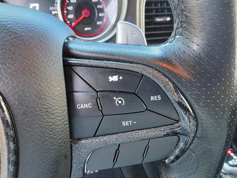 Used 2018 Dodge Charger R/T Scat Pack image 23