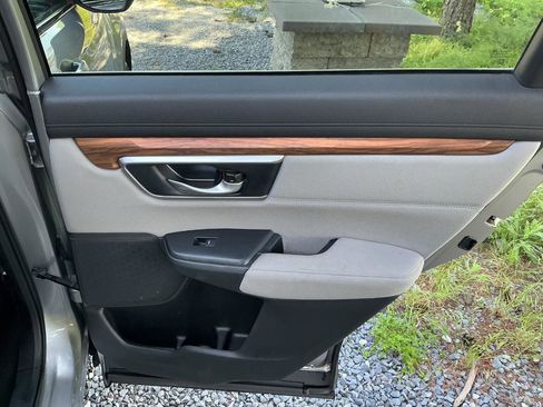 Used 2021 Honda CR-V EX image 18